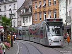 http://upload.wikimedia.org/wikipedia/commons/thumb/4/4d/Rathaus_Wernigerode.jpg/150px-Rathaus_Wernigerode.jpg