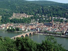http://upload.wikimedia.org/wikipedia/commons/thumb/b/b4/Heidelberg_corr.jpg/300px-Heidelberg_corr.jpg