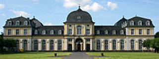 http://upload.wikimedia.org/wikipedia/commons/thumb/1/16/Poppelsdorfer_Schloss.jpg/220px-Poppelsdorfer_Schloss.jpg