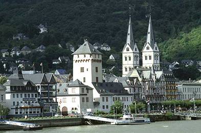 http://roemerburg-boppard.de/media/boppard.jpg